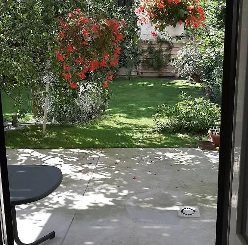Апартаменти Pia's Gardenview Відень