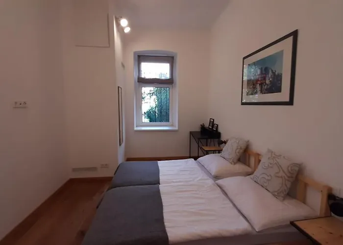 Апартаменти Pia's Gardenview